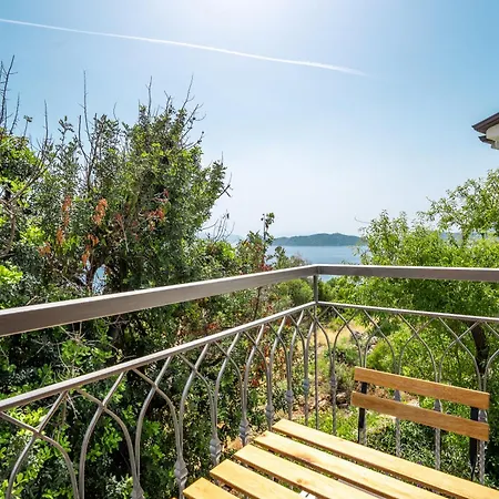 Bademli Bahce Sogut (Aegean)